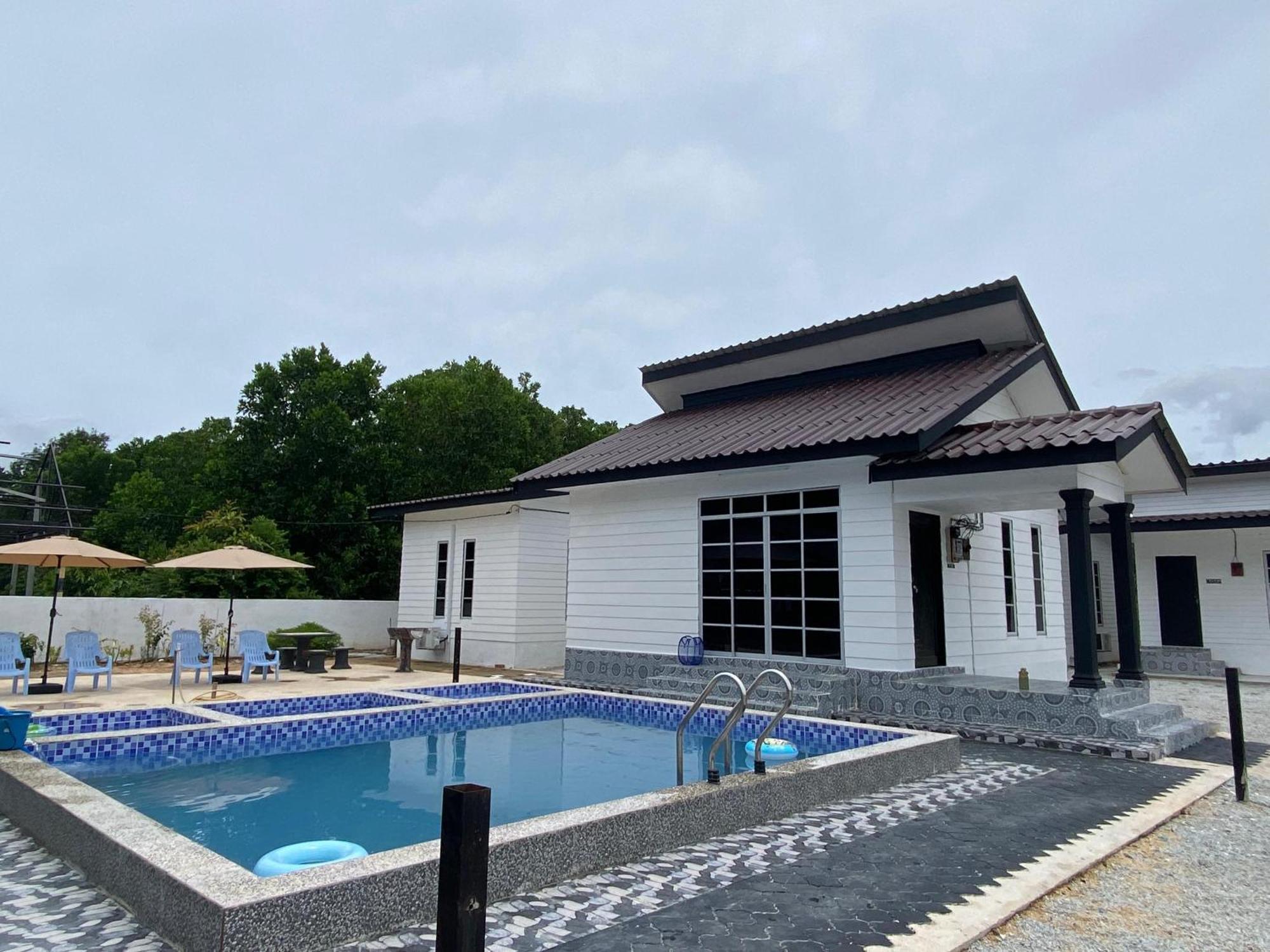Tok Abah Cottage N Pool Jertih Eksteriør billede